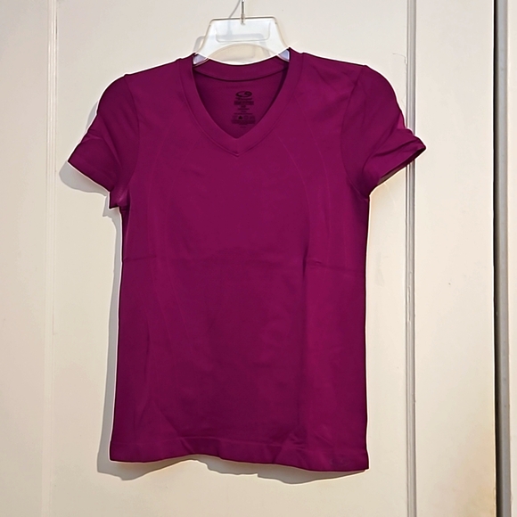 C9 Semi-fitted Magenta Athletic Tee size x-small - Picture 1 of 3